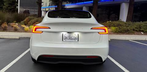 Tesla Model 3 2025