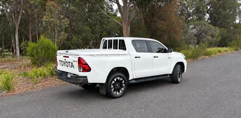 Toyota HILUX 2020