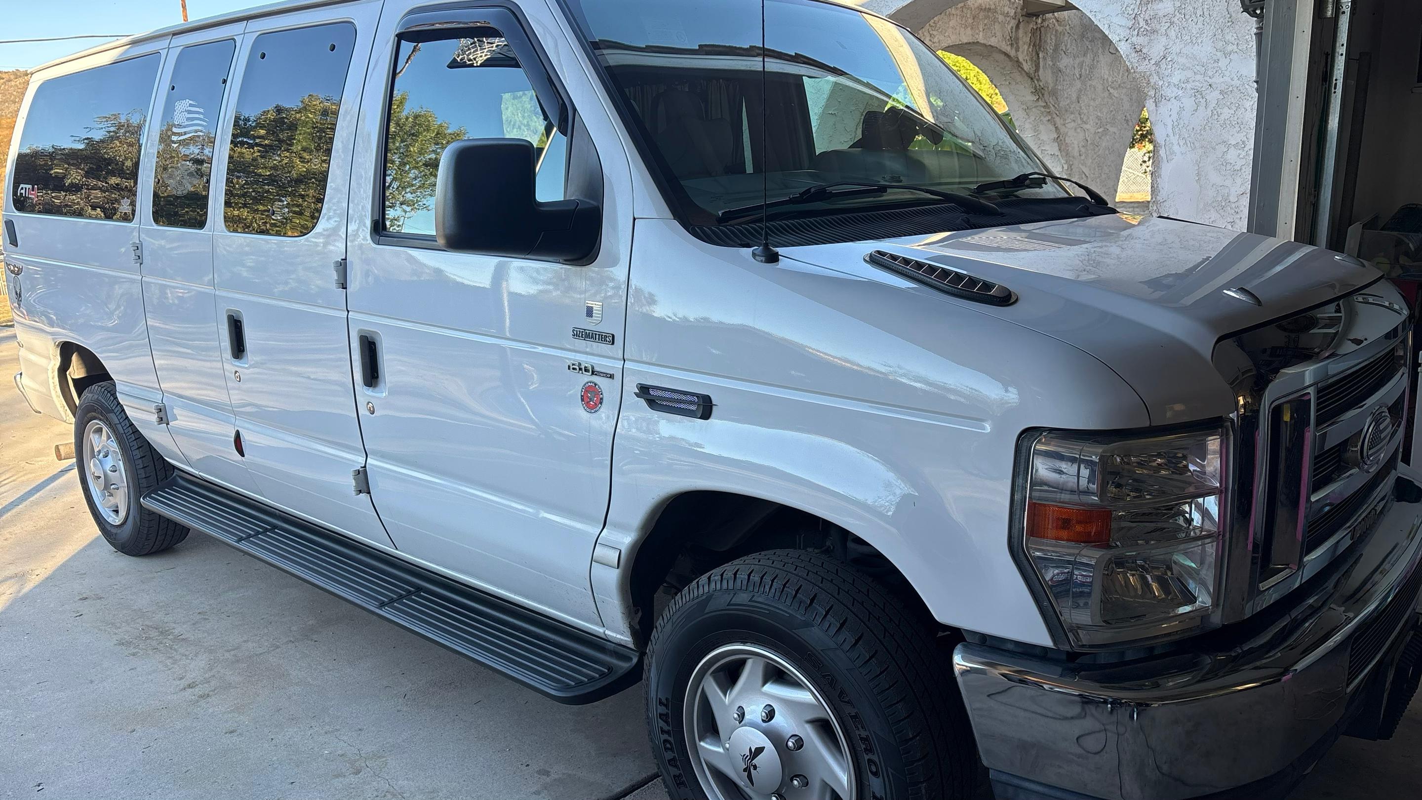 Ford Econoline 2014 in 