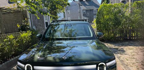 Rivian R1T 2025