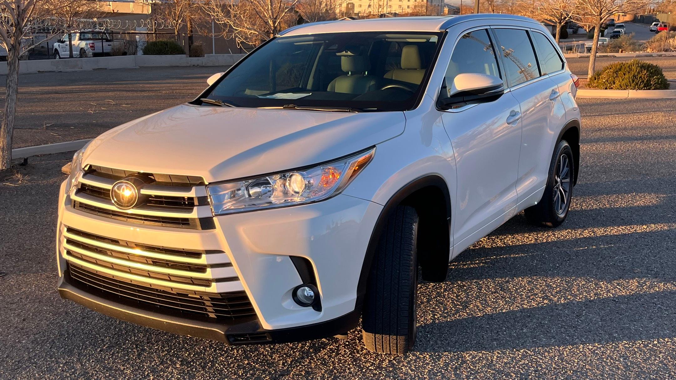 Toyota Highlander 2017 in Albuquerque, NM