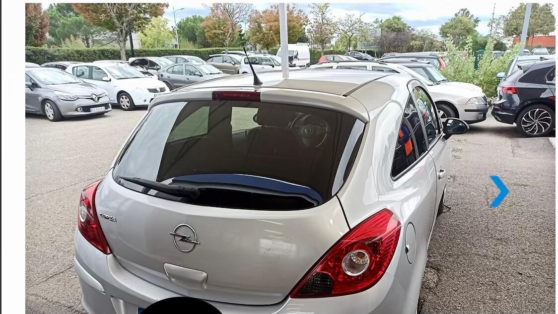 Opel CORSA 2010 à Thionville