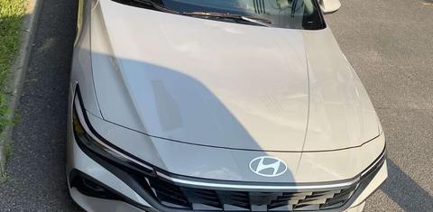 Hyundai Elantra 2024