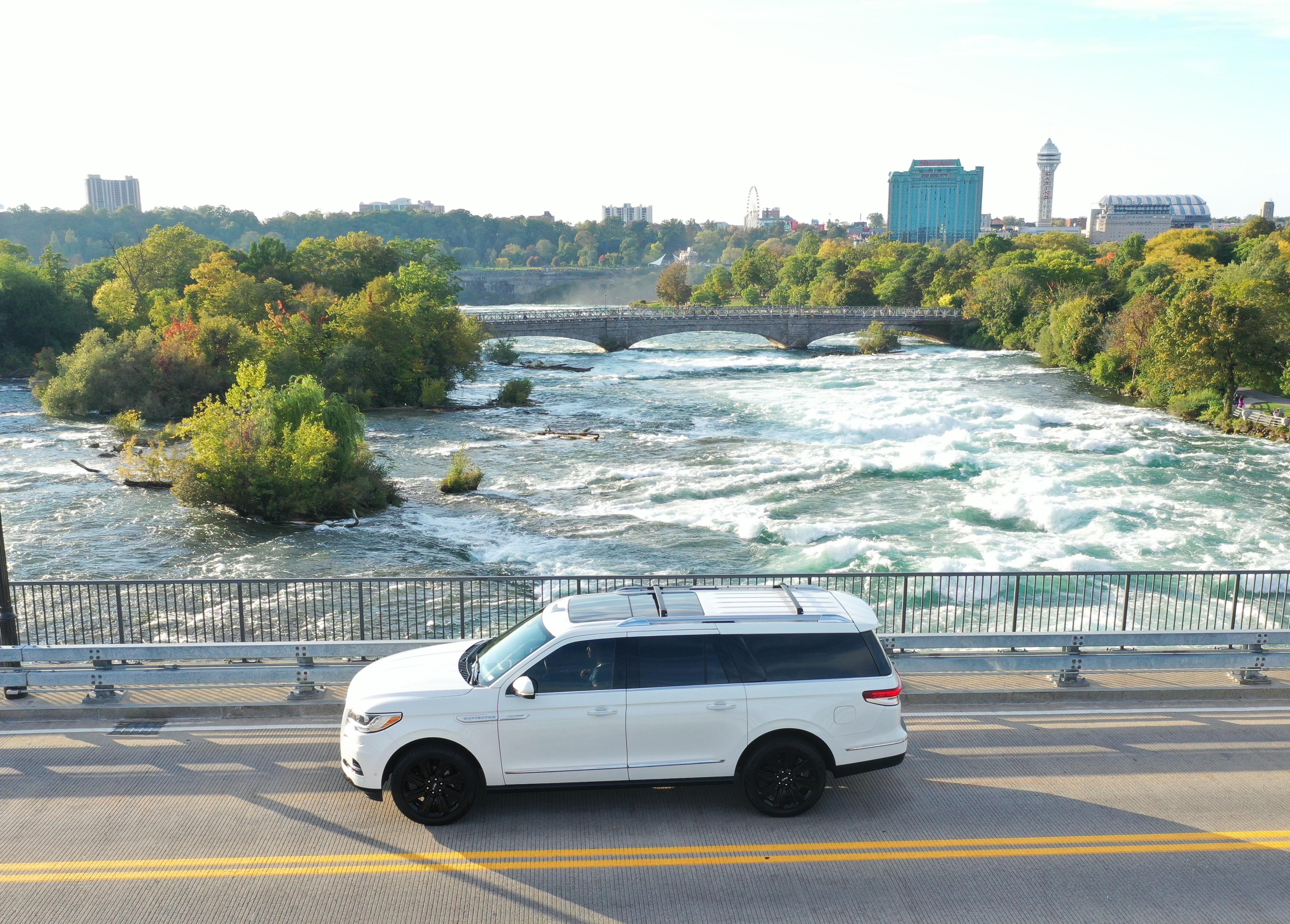 Lincoln Navigator L 2024 in Buffalo, NY
