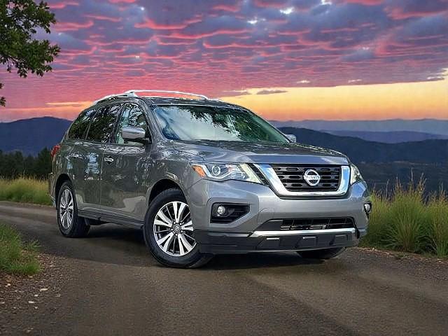 Nissan Pathfinder 2018 in Casa Grande, AZ