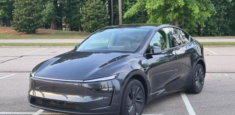 Tesla Model Y 2026