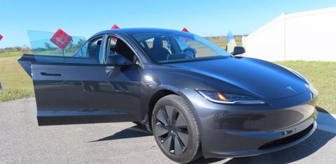 Tesla Model 3 2025