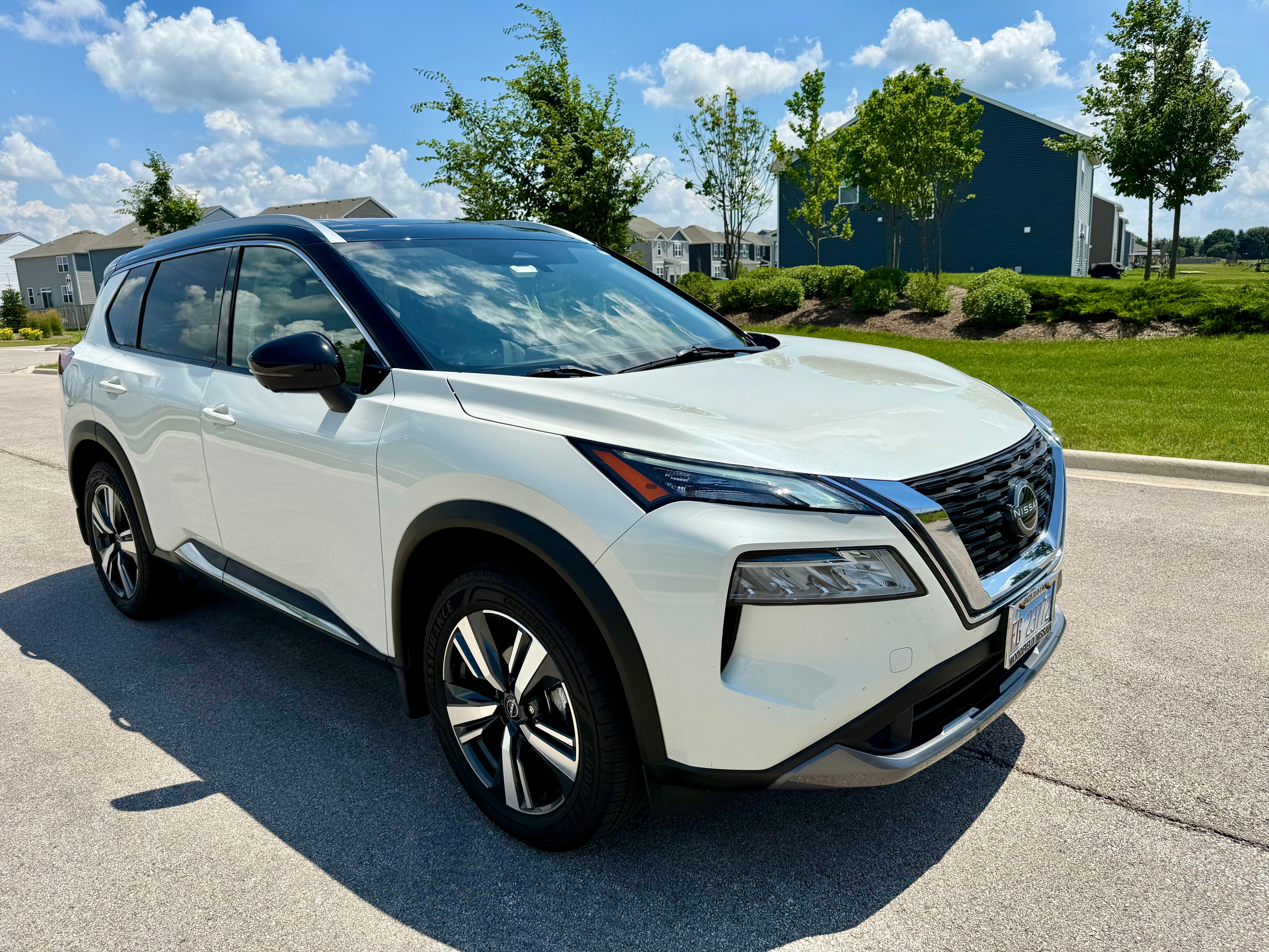 Nissan Rogue 2023 in Pingree Grove, IL