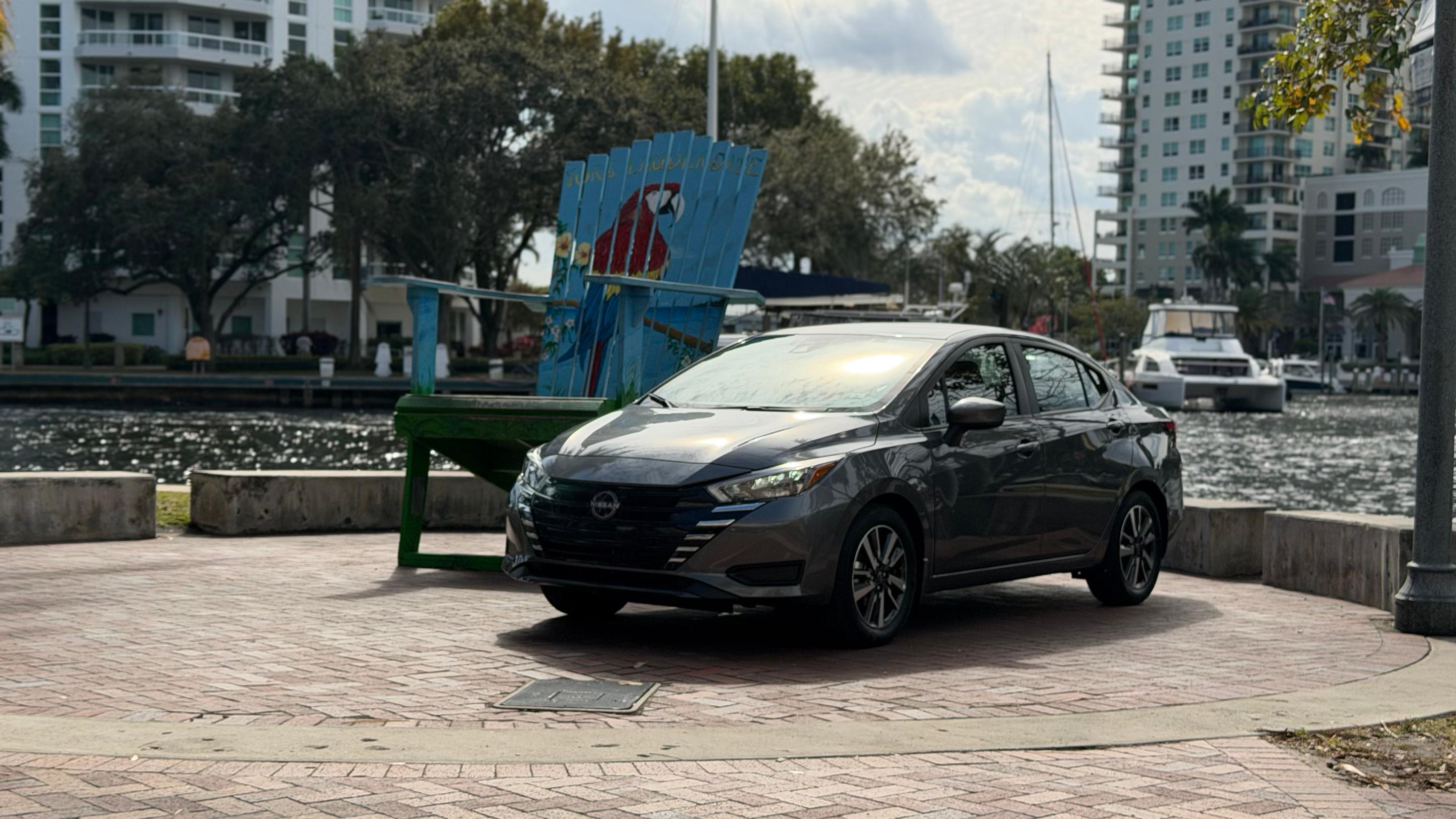 Nissan Versa 2025 in Miami, FL