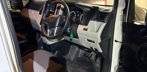 Toyota HIACE 2025