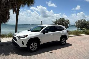 Toyota RAV4 2024 in Miami