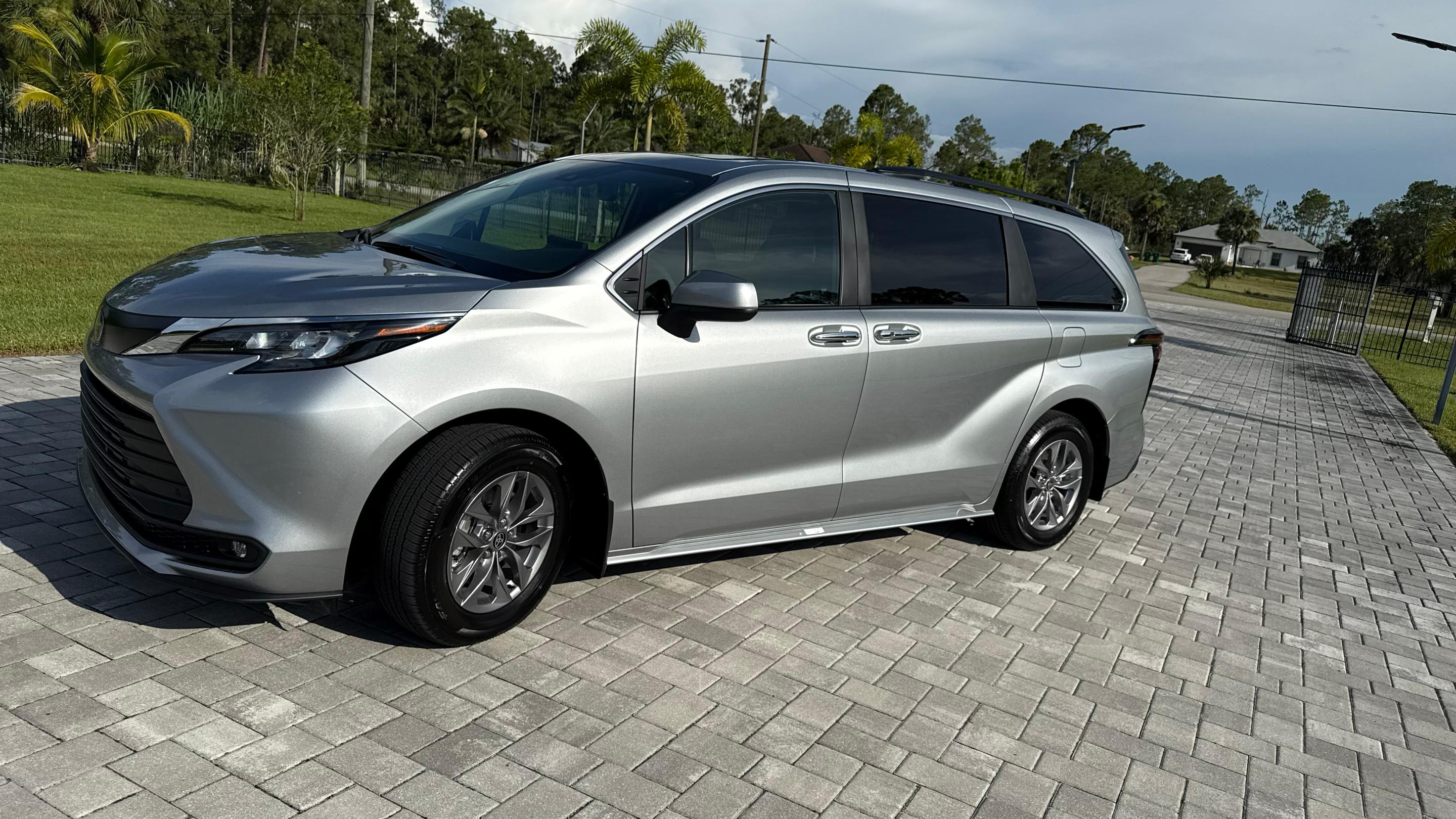 Toyota Sienna 2025 in 