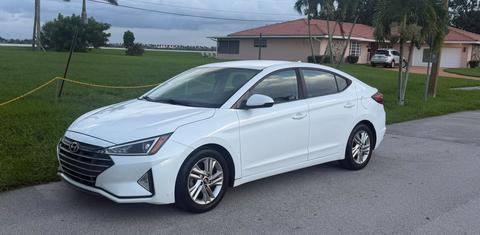 Hyundai Elantra 2019
