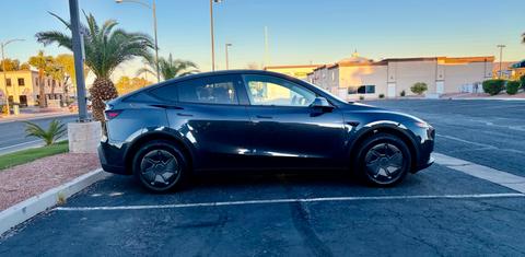 Tesla Model Y 2026