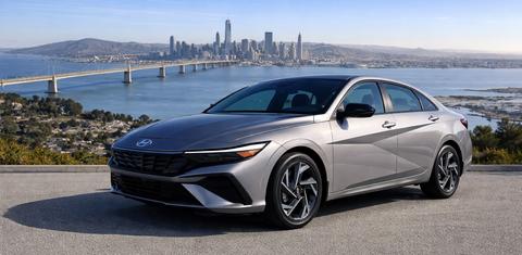 Hyundai Elantra Hybrid 2025