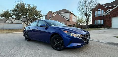 Hyundai Elantra 2021