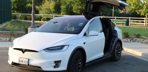 Tesla Model X 2021