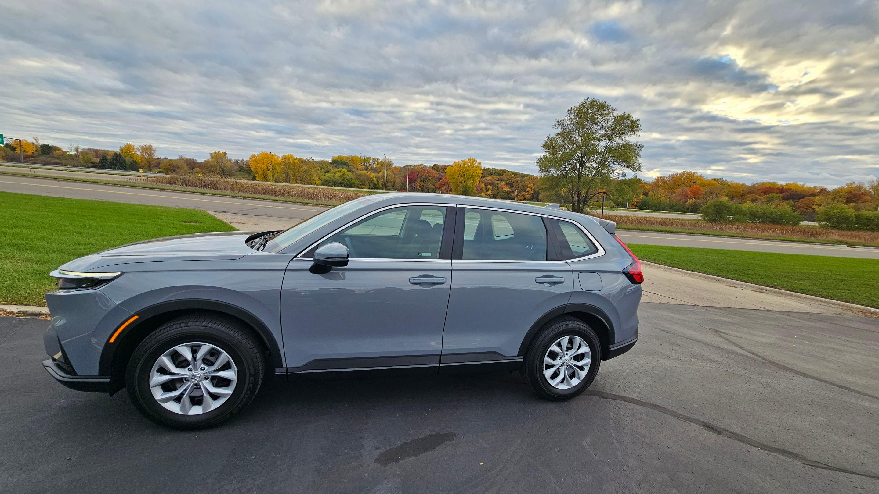Honda CR-V 2024 in Lakeville, MN