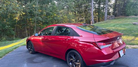 Hyundai Elantra 2023