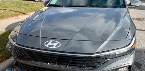 Hyundai Elantra 2024
