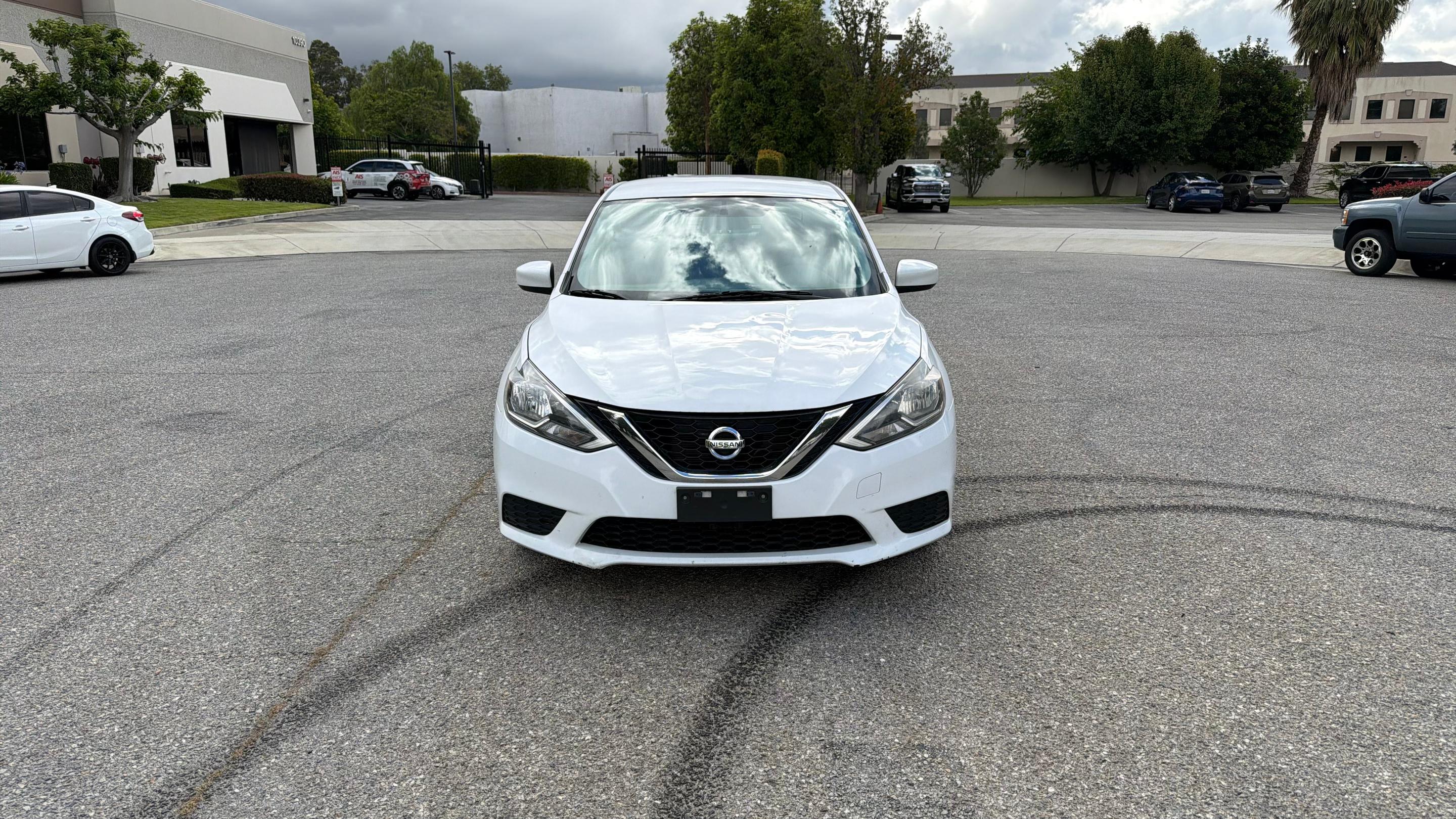 Nissan Sentra 2017 in 