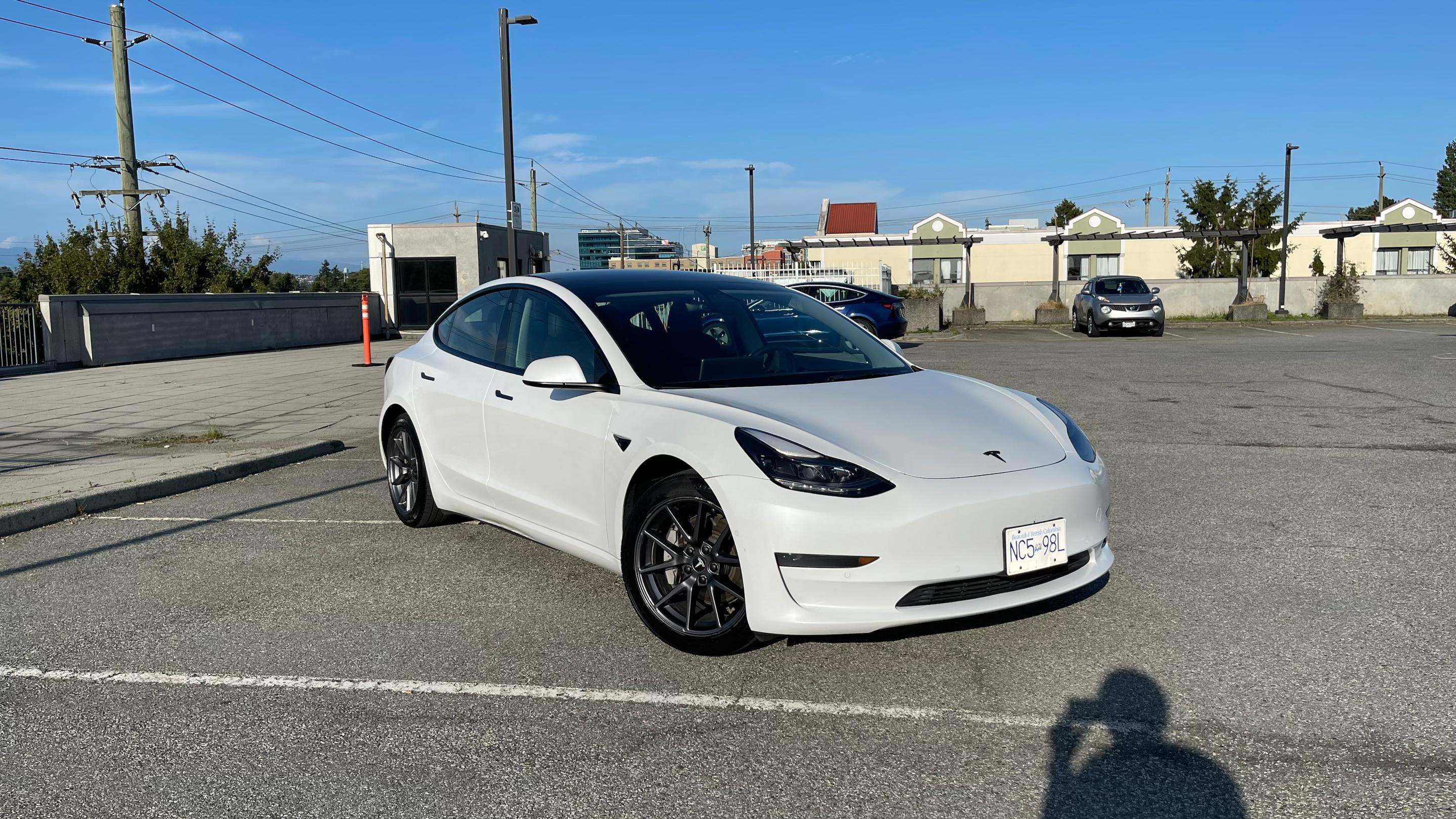 Tesla Model 3 2021 in Richmond, BC
