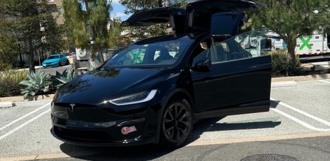 Tesla Model X 2023