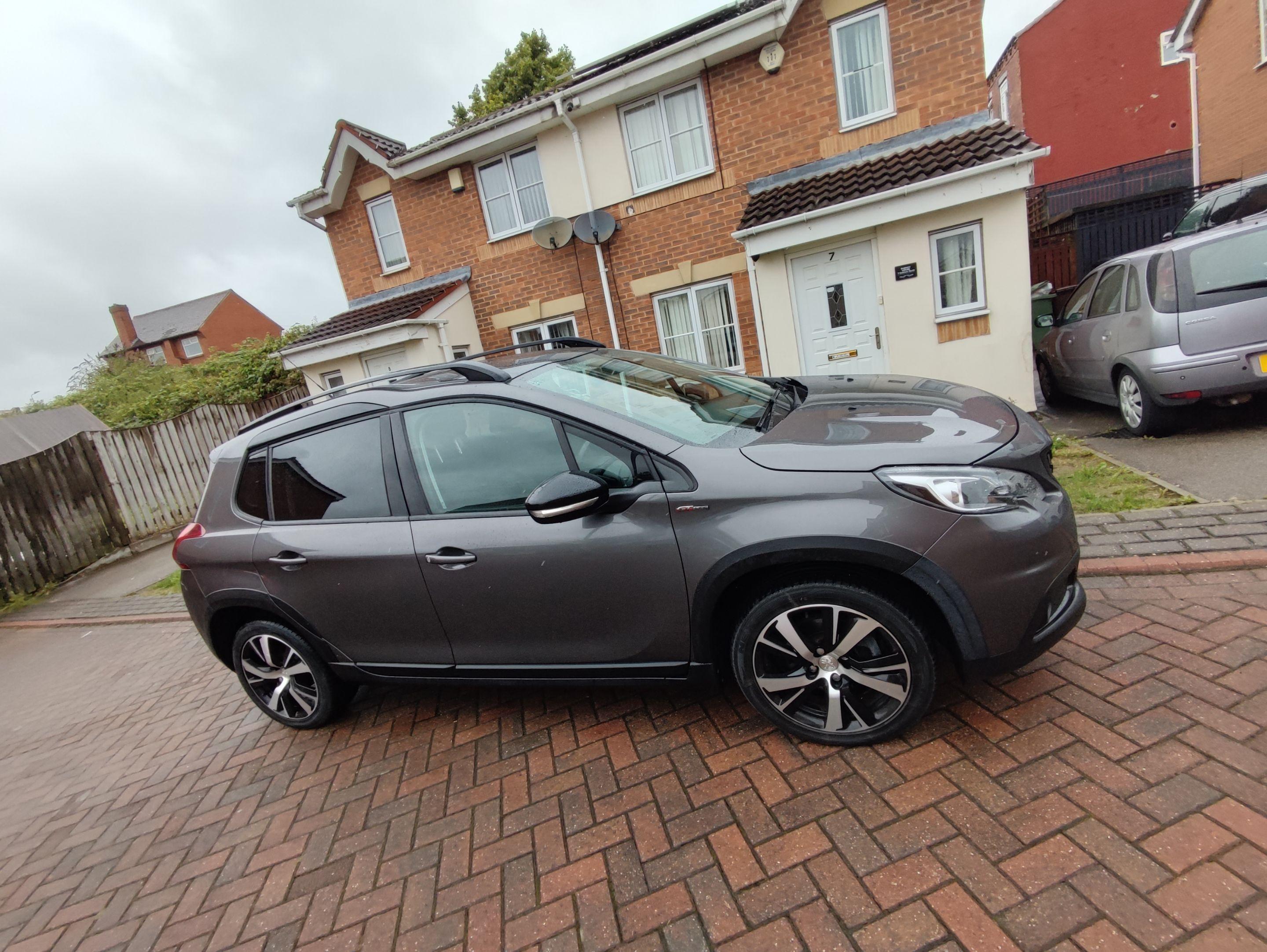 Peugeot 2008 2017 in Leeds