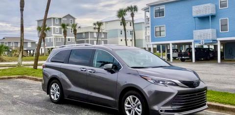 Toyota Sienna 2023