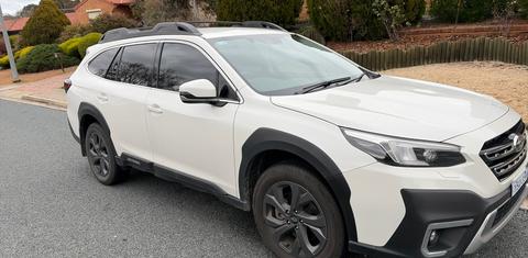 Subaru OUTBACK 2022