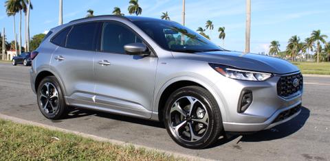 Ford Escape Hybrid 2023