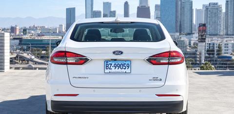 Ford Fusion Hybrid 2019