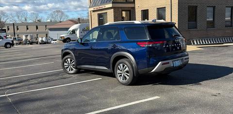 Nissan Pathfinder 2025