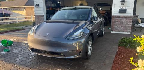 Tesla Model Y 2023