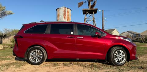 Toyota Sienna 2026