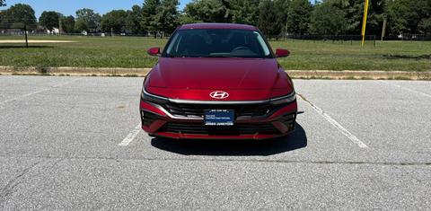 Hyundai Elantra 2024
