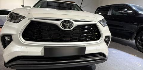Toyota KLUGER 2025