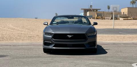 Ford Mustang 2024