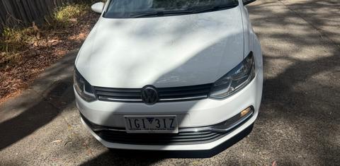 Volkswagen POLO 2015
