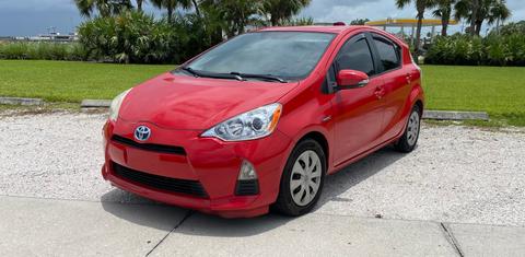 Toyota Prius c 2014