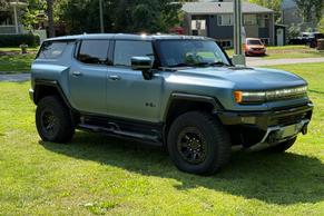 GMC HUMMER EV SUV 2024 in Laval