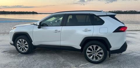 Toyota RAV4 2024