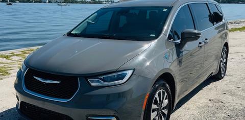 Chrysler Pacifica 2021