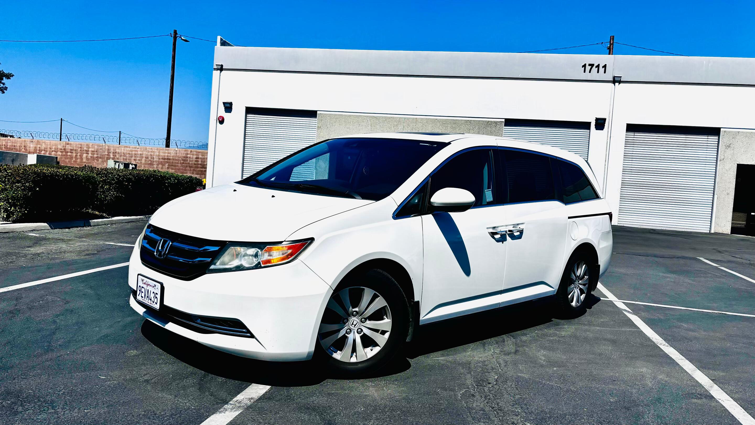 Honda Odyssey 2016 in Palm Springs, CA