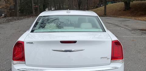 Chrysler 300 2016