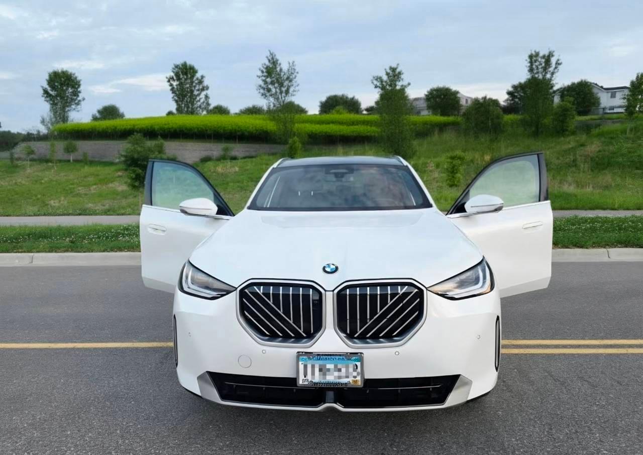 BMW X3 2026 in Woodbury, MN