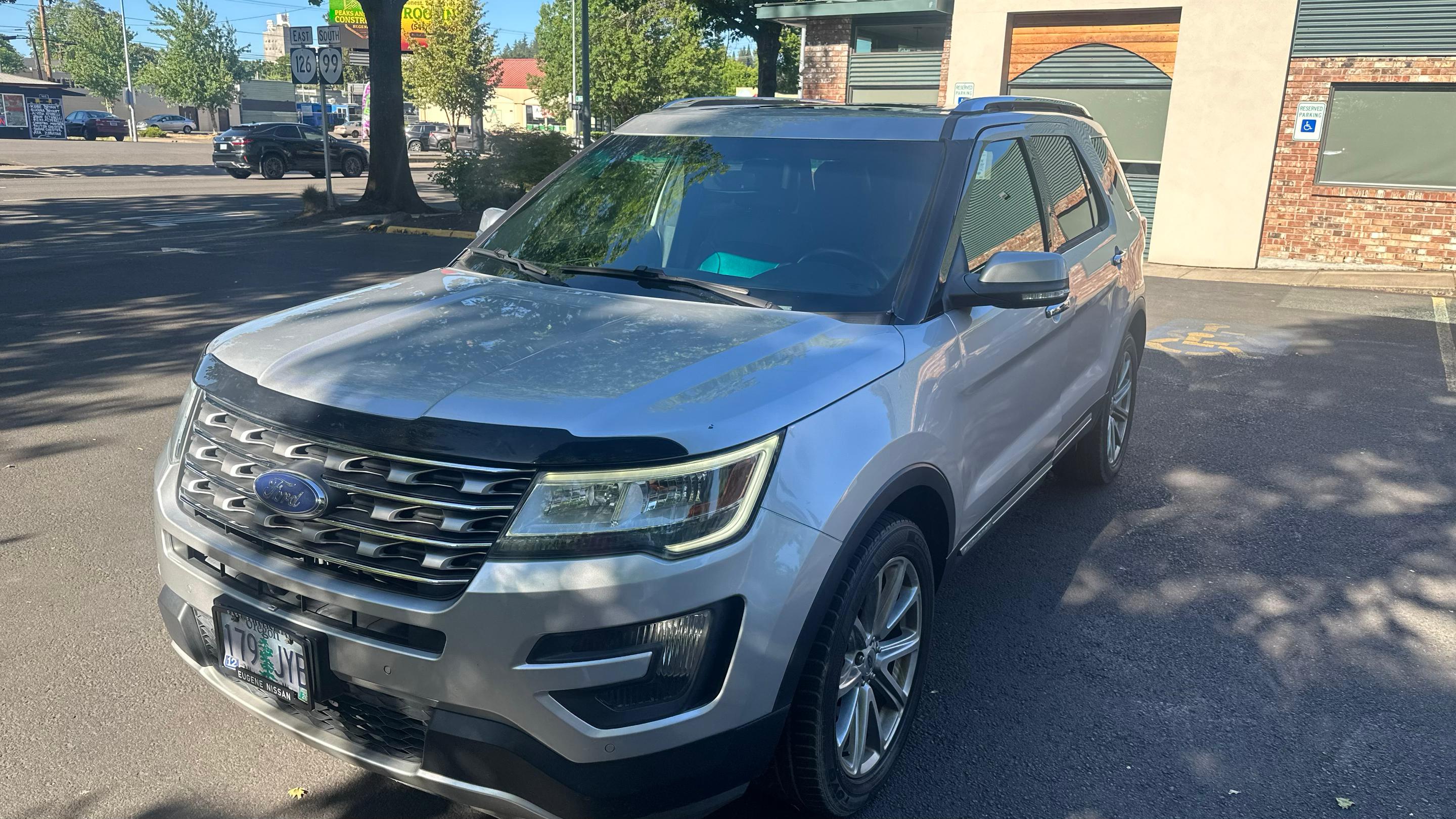 Ford Explorer 2016 in Eugene, OR