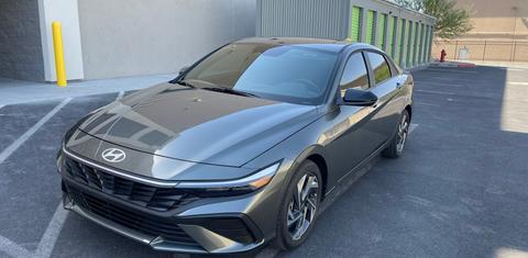 Hyundai Elantra 2025