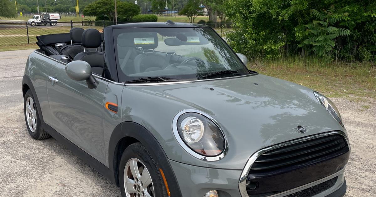 MINI Convertible 2019 rental in Orlando, FL by Pablo | Turo