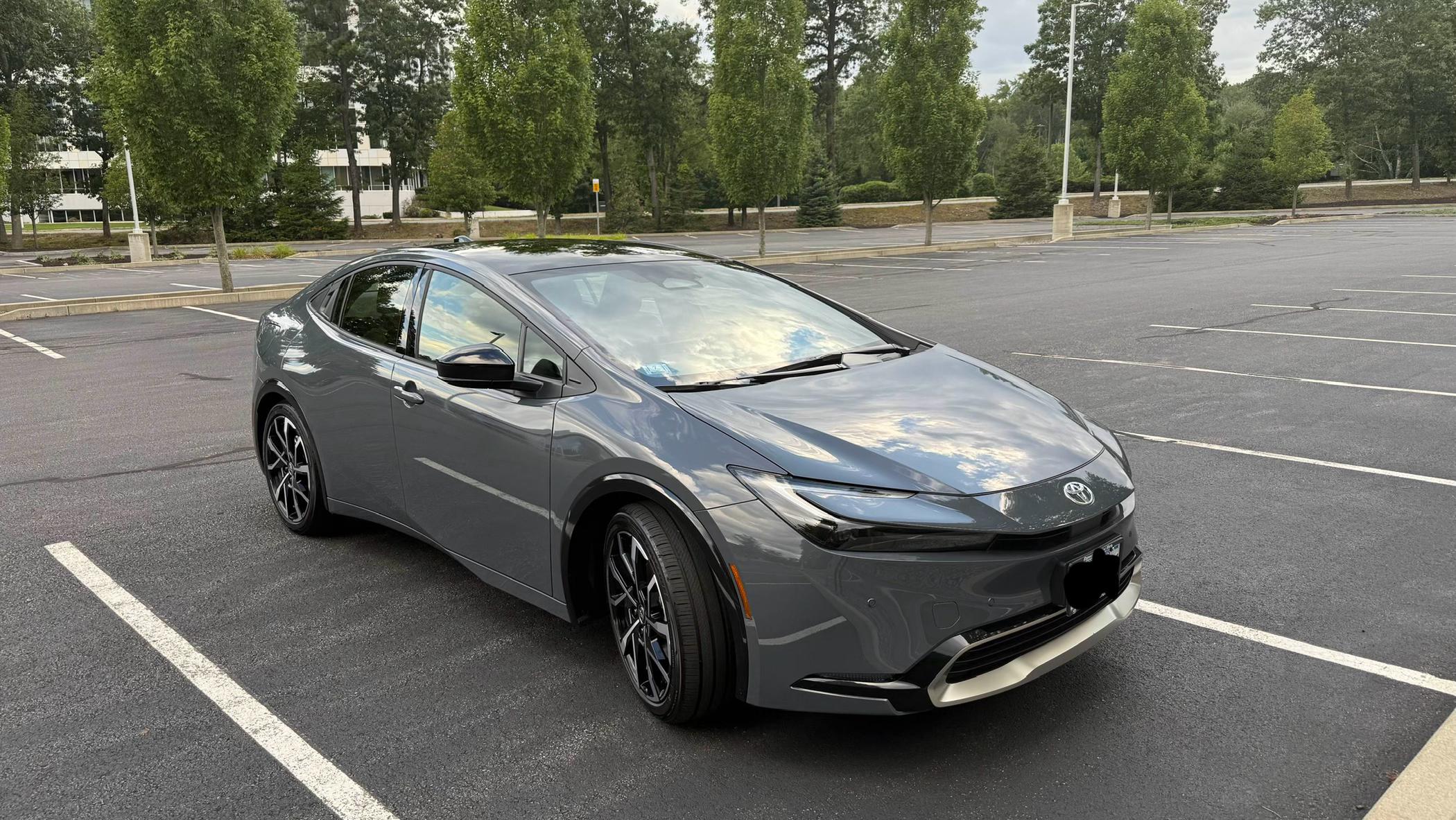 Toyota Prius Plug-In Hybrid 2025 in Watertown, MA